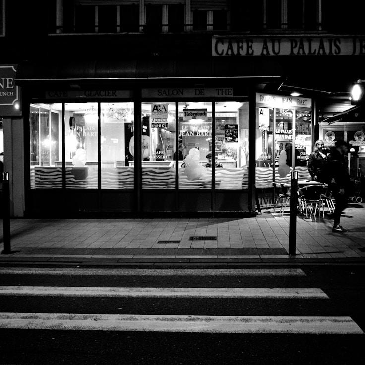 Family terraces and cafés for calm evenings in Amsterdam